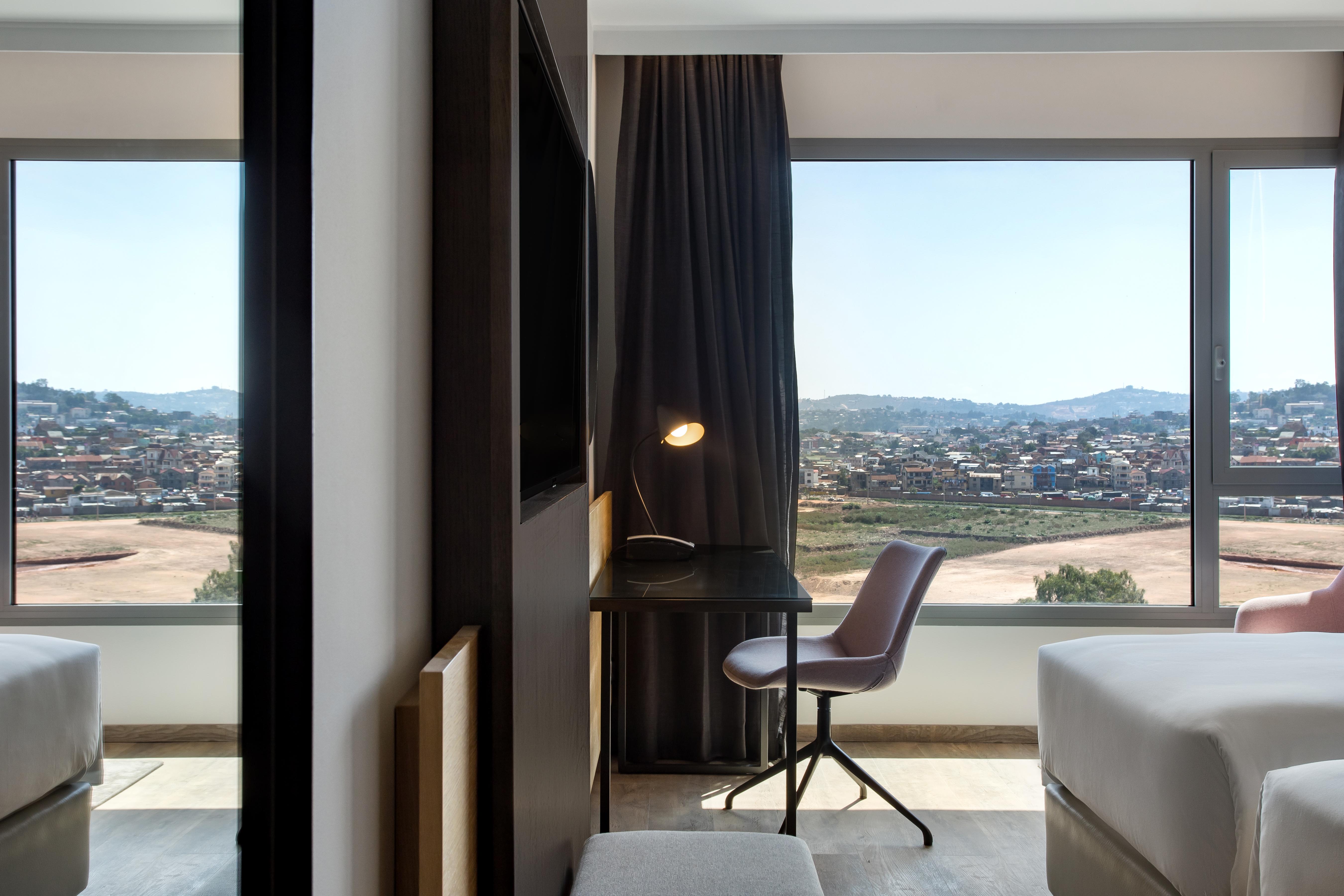 Radisson Serviced Apartments Antananarivo City Centre Exterior photo