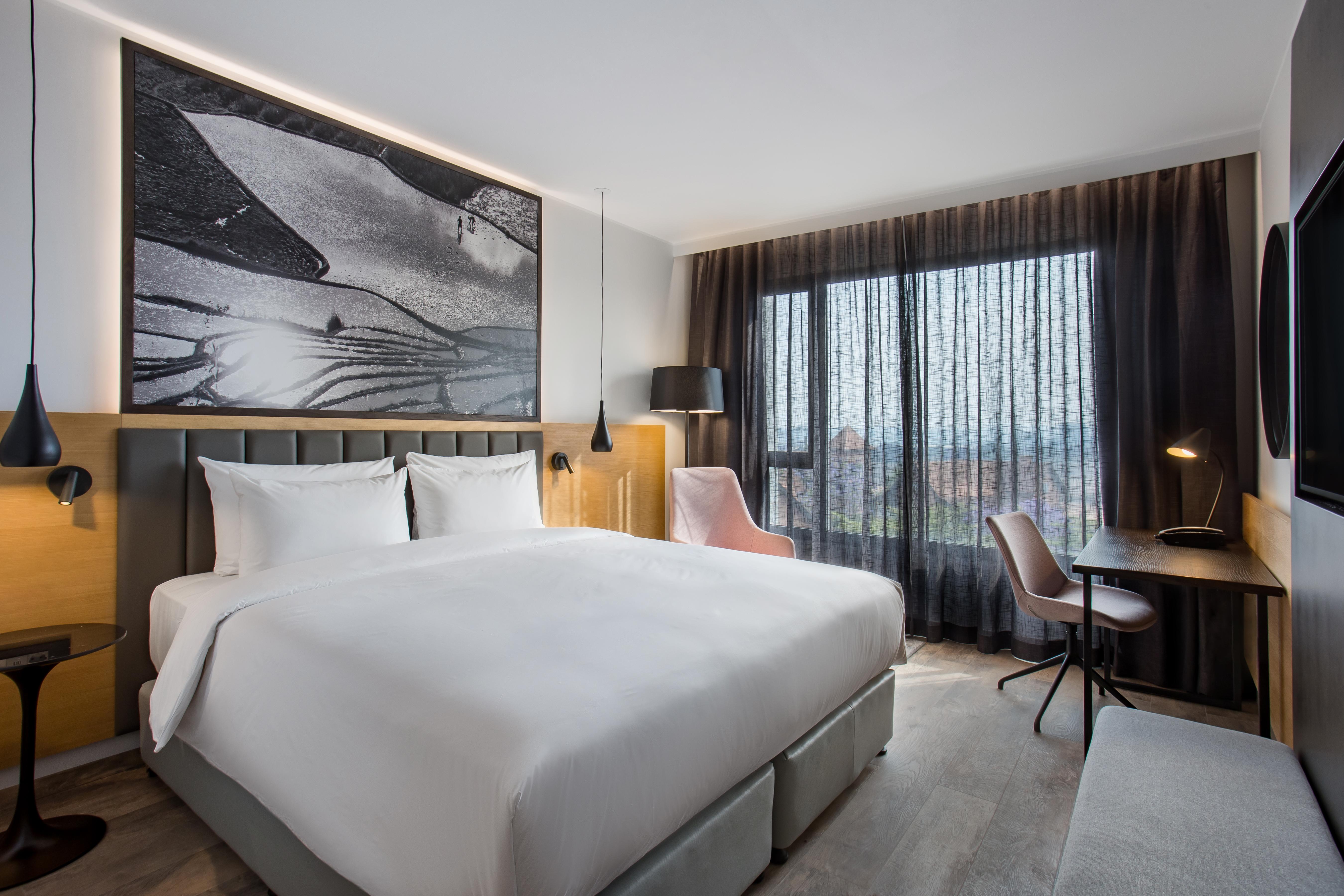 Radisson Serviced Apartments Antananarivo City Centre Exterior photo