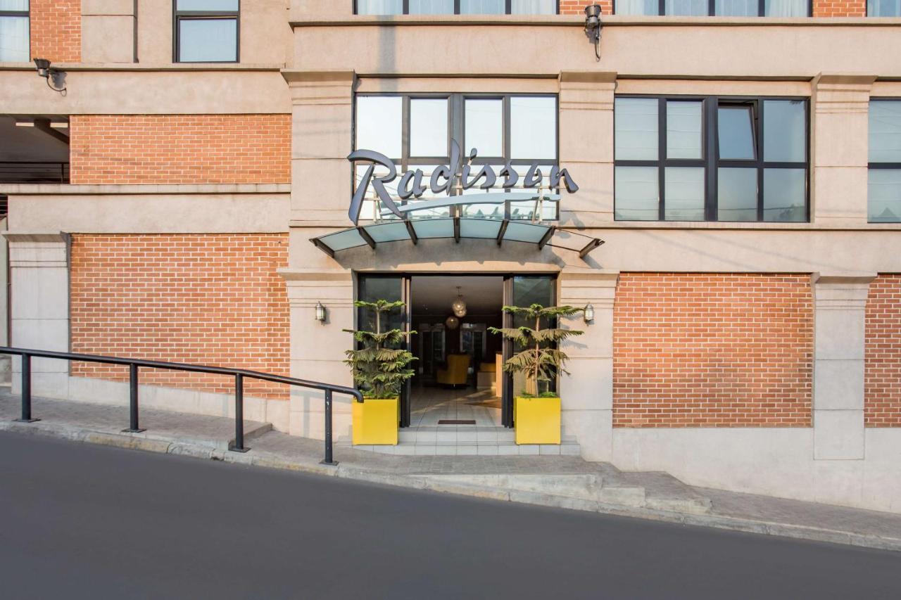 Radisson Serviced Apartments Antananarivo City Centre Exterior photo